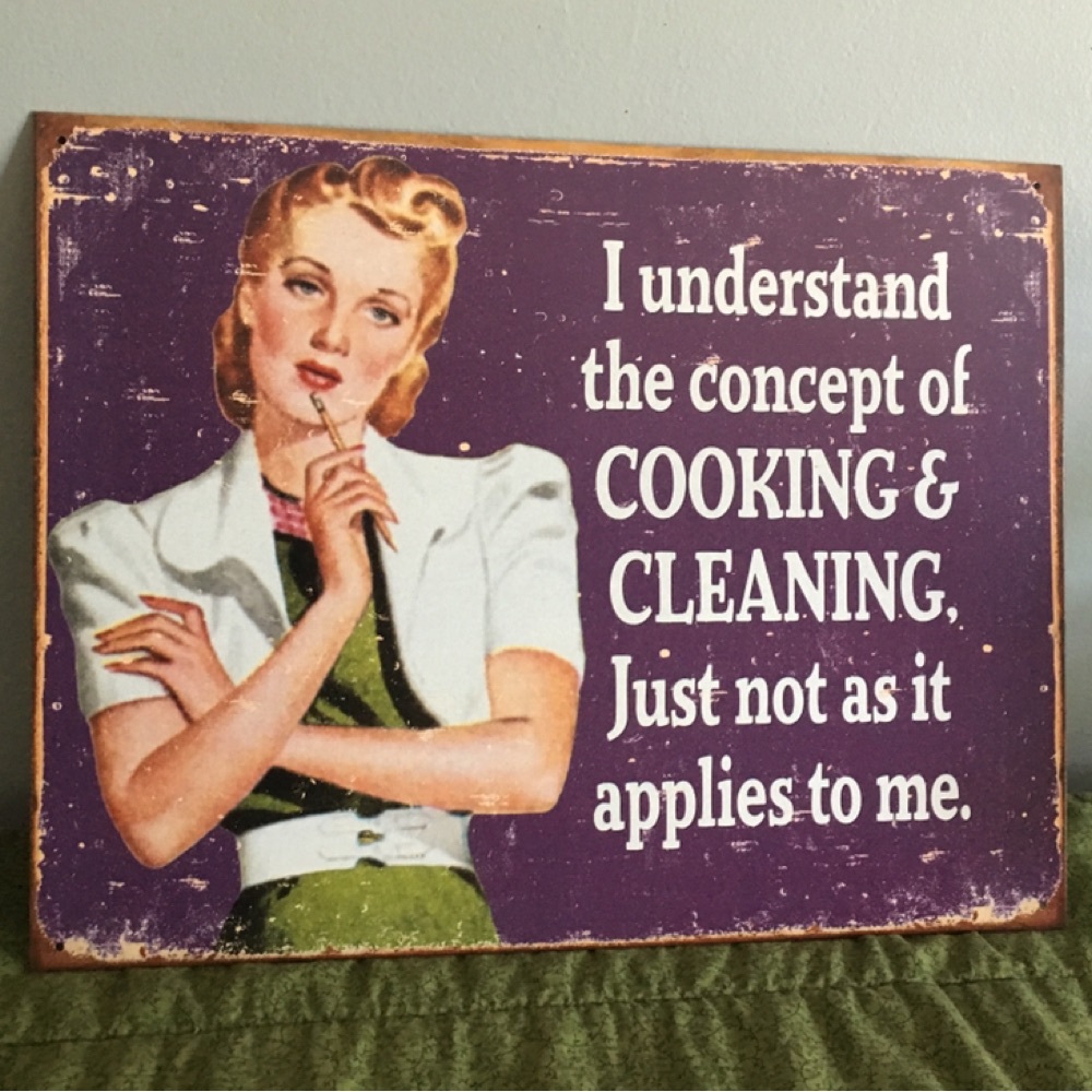 Vintage style metal wall hanging